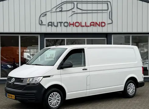 VOLKSWAGEN TRANSPORTER 2.0 TDI 81KW 110PK L2H1 EURO 6 AIRCO/ CRUISE CONTROL/ BIJRIJDERSBANK/ PDC/ 100% DEALERONDERHOUDEN