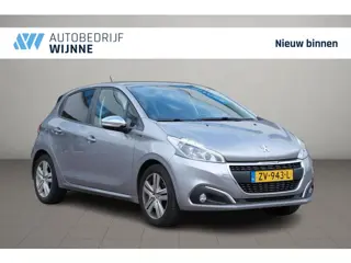 Peugeot 208 1.2 PureTech 110pk Signature | Navi | App Connect | Airco | Cruise | PDC | Trekhaak