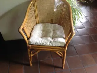 stoel: manou met webbing zitting+ kussen ,retro