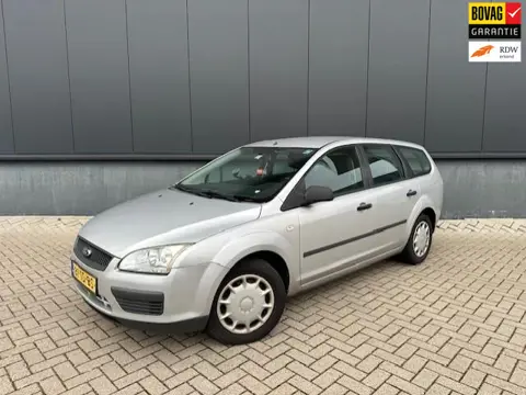 Ford Focus Wagon 1.6-16V Champion