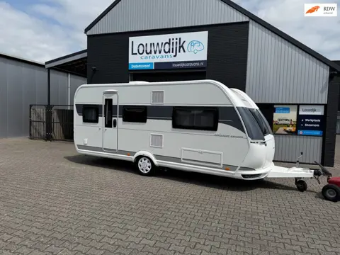 HOBBY Excellent 495 UL ’22 (Mover, Airco)