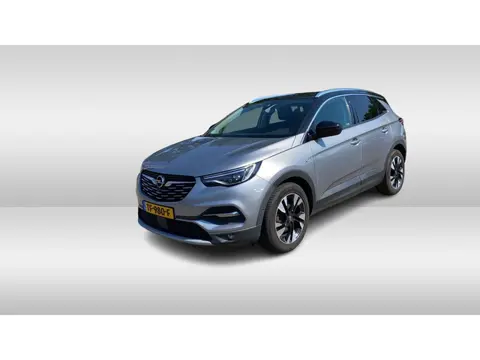 Opel Grandland X 1.2 Turbo Innovation / Trekhaak / Camera / Leder / Keyless / 18'' / CarPlay / Stoel