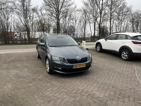 Škoda Octavia Combi 1.0 TSI Greentech Ambition Business AUTOMAAT TREKHAAK STOELVERWARMING CARPLAY