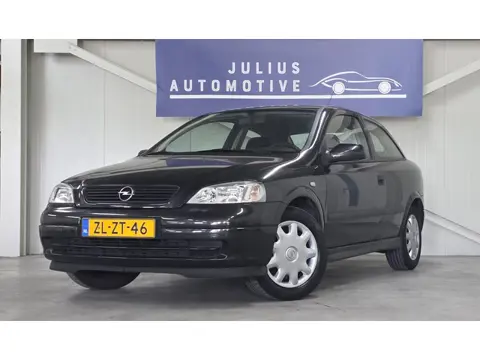 Opel Astra 1.6 GL Bluetooth Nieuwe APK Garantie!