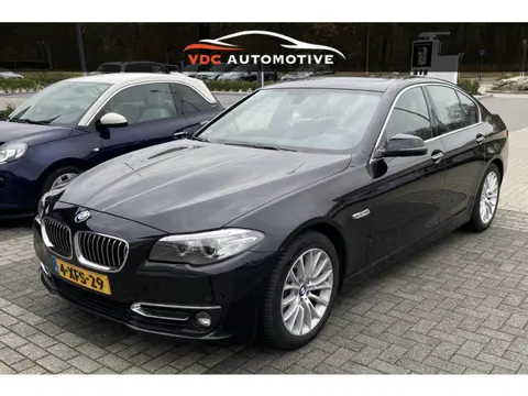 BMW 5-Serie 520i Executive Eerste Eigenaar | Schuifdak | Leder | Navi | Camera | Dealer Onderhouden