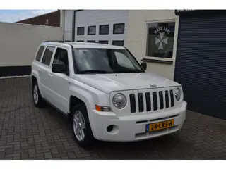 Jeep Patriot 2.4 Sport Liberty 4x4 cruise
