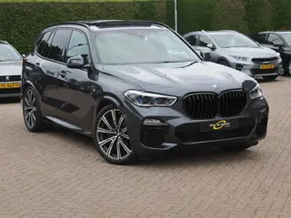 BMW X5 xDrive45e High Exe. M Sport / SOH 91,2% / Panoramadak / 360Camera / Head-up / 22'' / Swarovsk