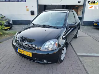 Toyota Yaris 1.0-16V VVT-i Sol