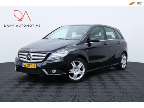 Mercedes-Benz B-klasse 200 CRUISE I ELEKTRISCH TREKHAAK I NAVI I NAVI I