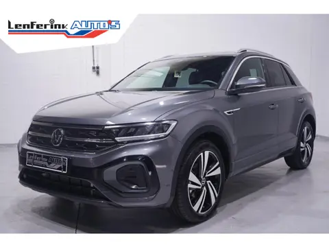 Volkswagen T-Roc 1.5 TSI R-Line Apple Carplay Panodak Achteruitrijcamera Digital Display