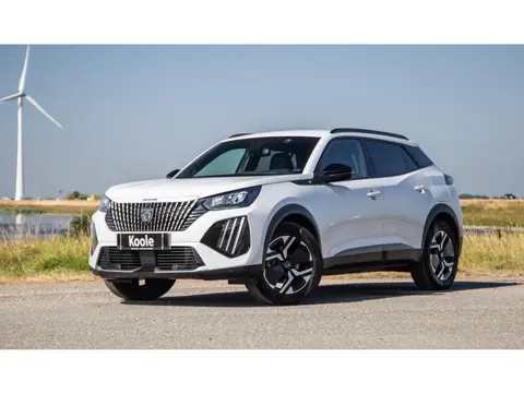 Peugeot e-2008 EV Allure 54 kWh ADAPTIVE CRUISE / CARPLAY / CAMERA / NAVI
