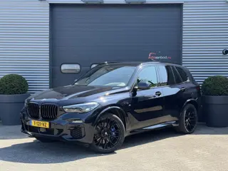 BMW X5 xDrive45e High Executive M-Sport | Luchtvering | 22 Inch Lichtmetalen Velgen | Head-Up Displa