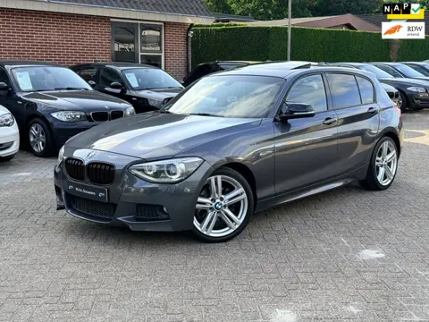 BMW 1-serie 118i Business+ M Sport|Nieuwe Ketting + Klepseals|Dakje|Navigatie|18 inch M|Cruise contr