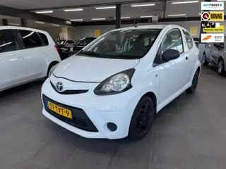 Toyota Aygo 1.0 VVT-i Comfort airco elektrische pakket lm-velgen stuurbekrachtiging