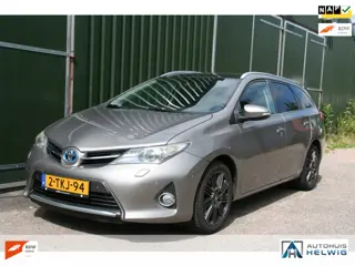 Toyota Auris Touring Sports 1.8 Hybrid Executive LEER PANORAMADAK NAVIGATIE STOELVERW.