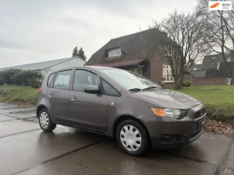 Mitsubishi Colt 1.3 Edition Two|AIRCO|ONDERHOUDEN|5 DEURS|ONDERHOUDEN|2 KEYS|ELEKTR.RAMEN