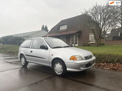 Suzuki Swift 1.3-16V Summum|NAP|NL-AUTO|BOEKJES|ONDERHOUDEN|2 KEYS|ELEKTR.RAMEN|BOEKJES