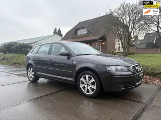 Audi A3 Sportback 1.6 FSI Attraction|1E EIGENAAR|CRUISE|NAP|NL-AUTO|BOEKJES|AIRCO|ONDERHOUDEN|2 KEYS