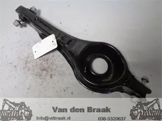 Ford Focus Wagon 1998-2005 Draagarm onder achterzijde