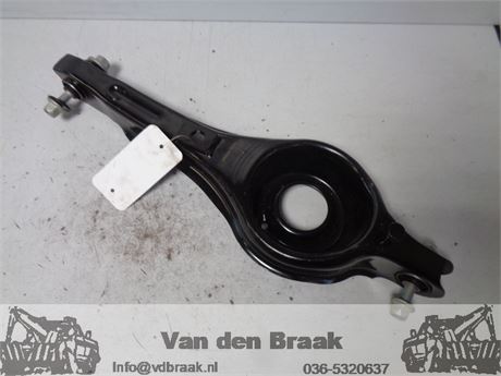 Ford Focus Wagon 1998-2005 Draagarm onder achterzijde