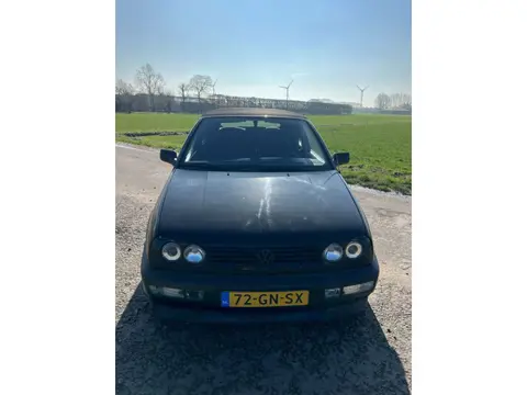 Volkswagen Golf Cabriolet 1.8