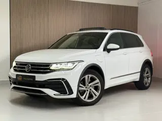 Volkswagen Tiguan 1.4 TSI eHybrid 3X R-Line Pano * Trekhaak * Carplay