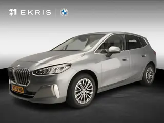 BMW 2 Serie Active Tourer 218i | LED | Leder | Navigatie | Sportstoelen | Chrome line | DAB | Harman