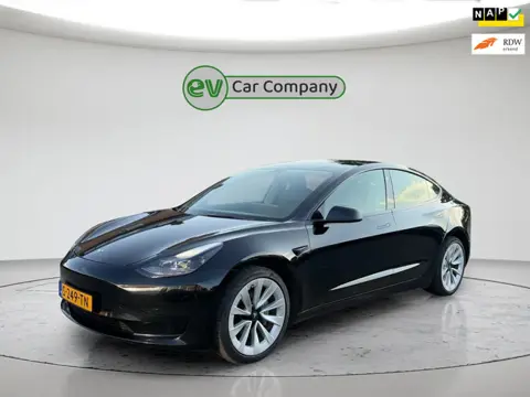 Tesla Model 3 Standard RWD Plus 60 kWh | SOH 89% | Facelift | Warmtepomp | 19 Inch | 1e Eigenaar | I