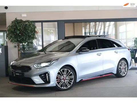 Kia ProCeed 1.6 T-GDI GT AUT 204PK Pano Trek Navi Leder Led JBL