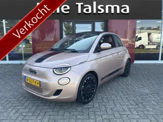 Fiat 500C Icon 42 kWh | 17" La Prima velgen | Camera | Parkeersensoren | Comfort Pack Pack Winter | 