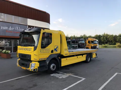 Volvo FL 280 Recovery Truck mit Isoli aufbau (bj 2021)