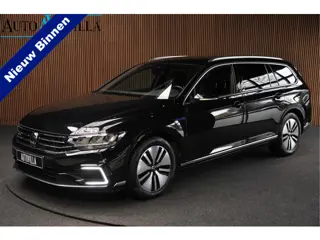 Volkswagen Passat Variant 1.4 TSI PHEV GTE Virtual C Massage Navi Keyless Camera Climate voor & acht
