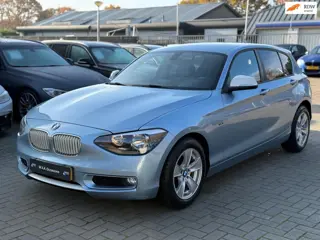 BMW 1-serie 116i Business+ Urban|Nieuwe Ketting + Klepseals|Climate control|Stoelverwarming|Pdc acht
