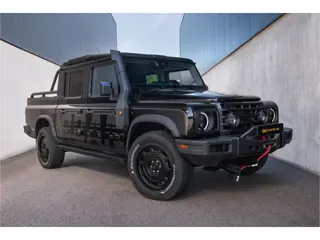 INEOS Grenadier Pick-Up Special Edition - Urban Automotive LETECH High power winch - Side Bars - Xpe