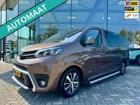Toyota PROACE Verso 2.0 177pk Aut DC Executive, Elek. deuren, Massage stoelen, Panodak