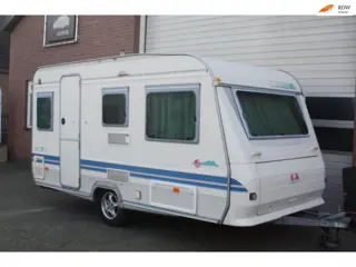 Adria 5103 Garantie, Stapelbed, 4 Persoons, Vast Toilet, Voortent luifel erker, Douche, Fietsen Drag