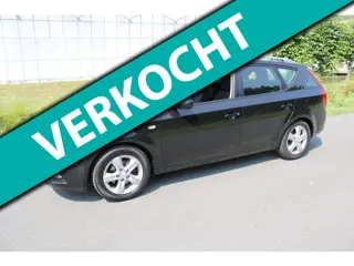 Kia Cee'd Sporty Wagon 1.4 Navigator Plus Pack