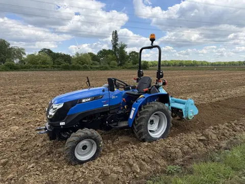 Solis 20 4WD minitractor DEMO 2026 optie met grondfrees