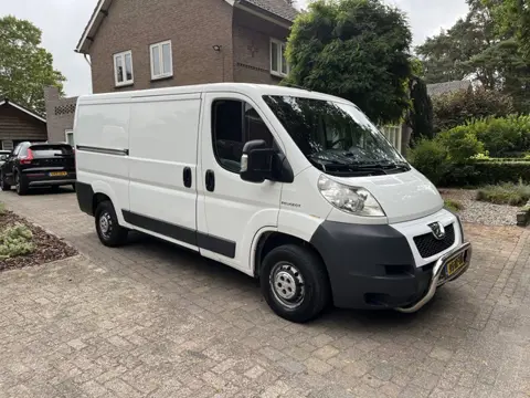 Peugeot Boxer 330 2.2 HDI L2H1 (bj 2006)