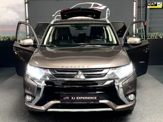 Mitsubishi Outlander 2.0 PHEV Executive Edition NAP*FACELIFT*TREKHAAK*360CAM*LEDER*BOMVOL