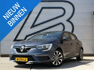 Renault Mégane 1.2 TCe Limited 2e Eigenaar|Carplay|D-riem vv in 2024|PDC|Clima|Cruise|APK tot 01-202