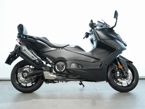 Yamaha T-MAX 560 (bj 2024)