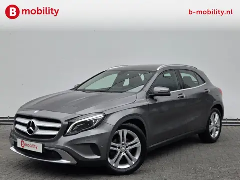 Mercedes-Benz GLA 180 Premium Apple CarPlay Stoelverwarming | Sportstoelen | Urban Pack | PDC V+A