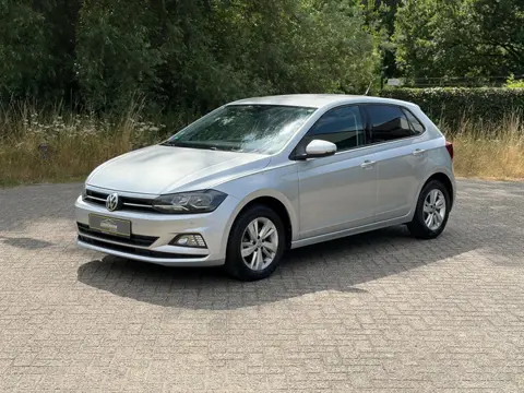Volkswagen Polo 1.0 TSI High Line DSG I CAMERA I UNIEKE KM STAND I CRUISE I PDC
