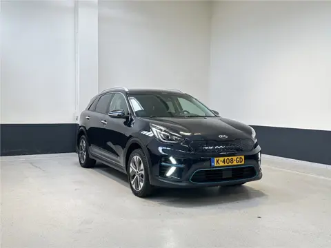 Kia E-Niro ExecutiveLine 64 kWh | Apple Carplay/ Android Auto | JBL | Camera | lederen bekleding | N