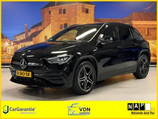Mercedes-Benz GLA-klasse 200 AMG Line Automaat Camera LED Carplay