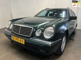 Mercedes-Benz E-klasse Combi 280 Avantgarde 4-Matic SCHADEAUTO!