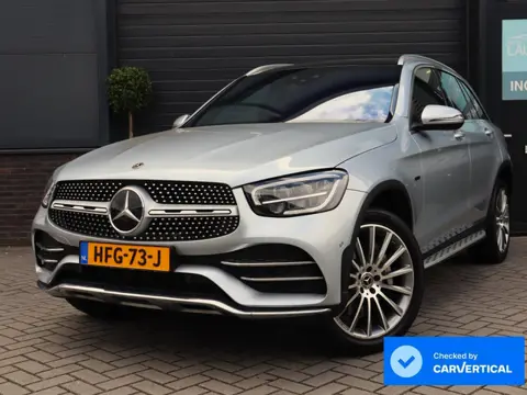 Mercedes-Benz GLC-klasse 300e 4MATIC AMG Line | Pano | Trekhaak | Burmester | ACC | Apple Carplay/An