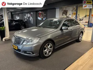 Mercedes-Benz E-klasse 350 CGI Avantgarde,navi,leer,dak,afn trekhaak,volledige historie ,camera