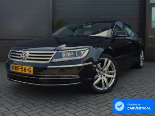 Volkswagen Phaeton 4.2 V8 4p. Lang Highline | Uniek | Chauffeur Pakket | Glazen Dak | Bomvol